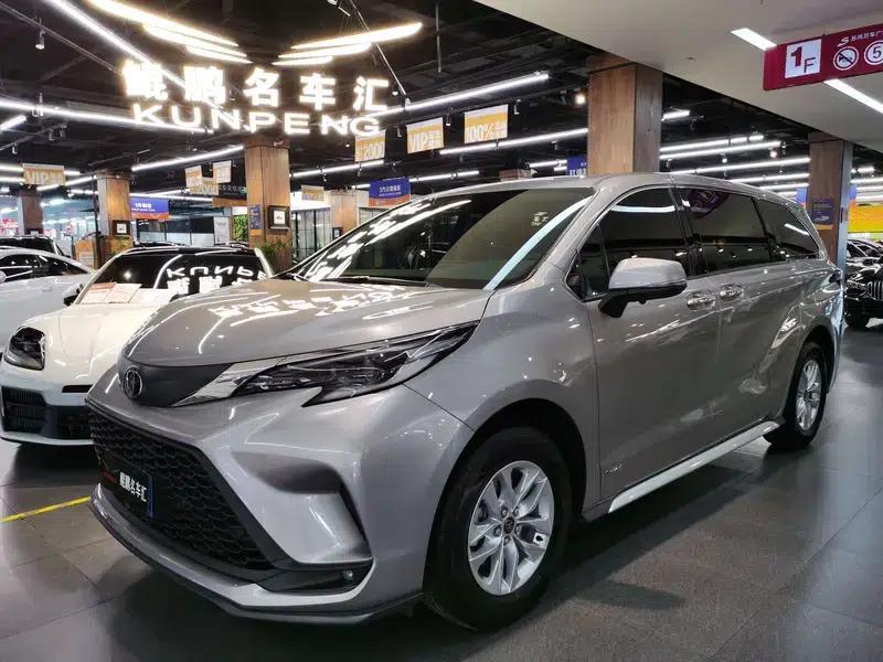 2024 Grevia Intelligent Hybrid Dual Engine 2.5L Two-Wheel Drive Comfort Edition — миниатюра 1