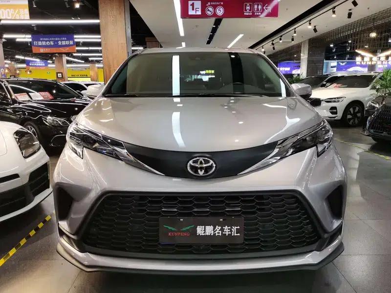 2024 Grevia Intelligent Hybrid Dual Engine 2.5L Two-Wheel Drive Comfort Edition — миниатюра 2