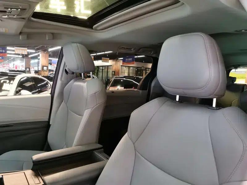 2024 Grevia Intelligent Hybrid Dual Engine 2.5L Two-Wheel Drive Comfort Edition — миниатюра 12