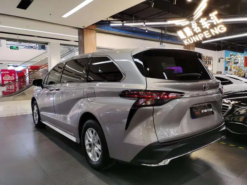 2024 Grevia Intelligent Hybrid Dual Engine 2.5L Two-Wheel Drive Comfort Edition — миниатюра 3