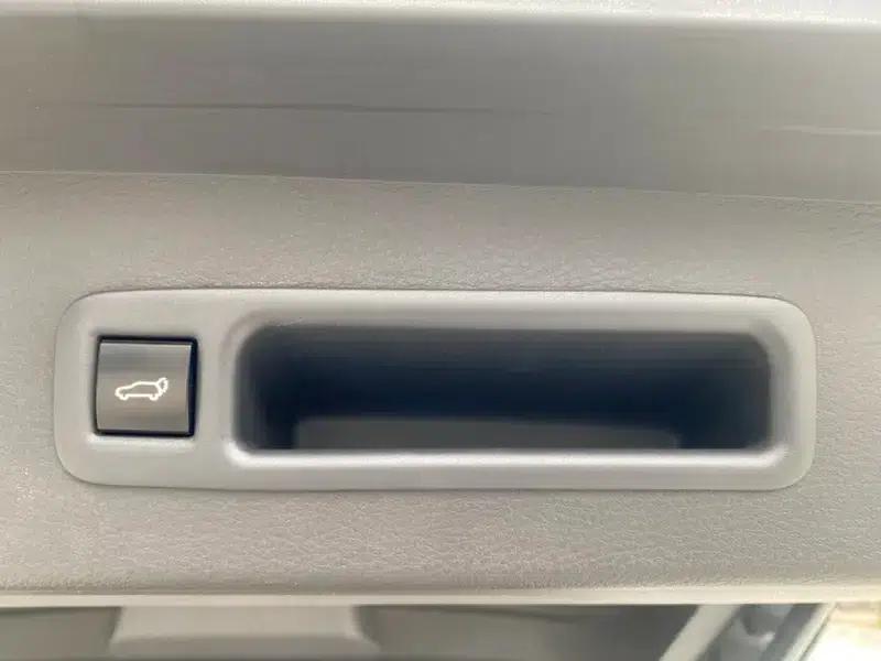 2023 Grevia Intelligent Hybrid Dual Engine 2.5L Comfort Edition — миниатюра 11