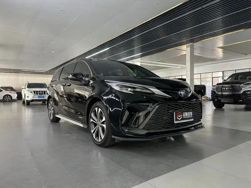 2023 Grevia Intelligent Hybrid Dual Engine 2.5L Premium PLUS — миниатюра 3