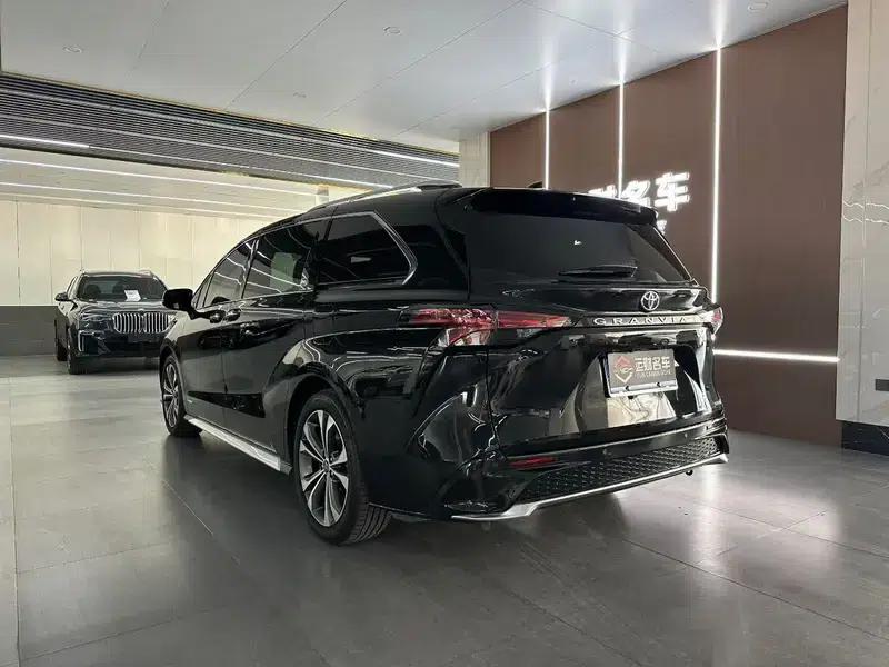 2023 Grevia Intelligent Hybrid Dual Engine 2.5L Premium PLUS — миниатюра 4