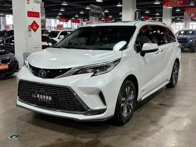 2023 Grevia Intelligent Hybrid Dual Engine 2.5L Premium PLUS — миниатюра 1