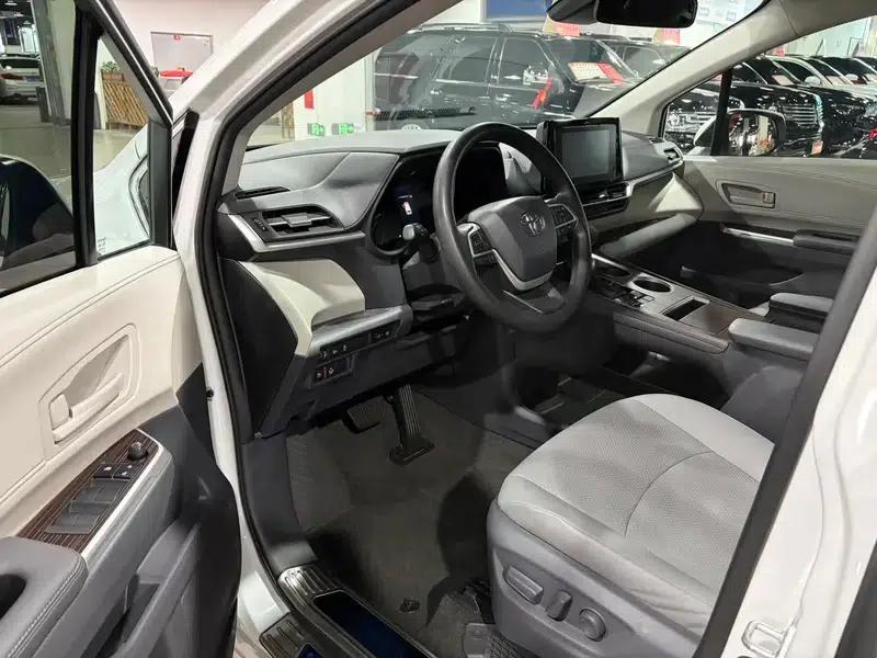 2023 Grevia Intelligent Hybrid Dual Engine 2.5L Premium PLUS — миниатюра 8