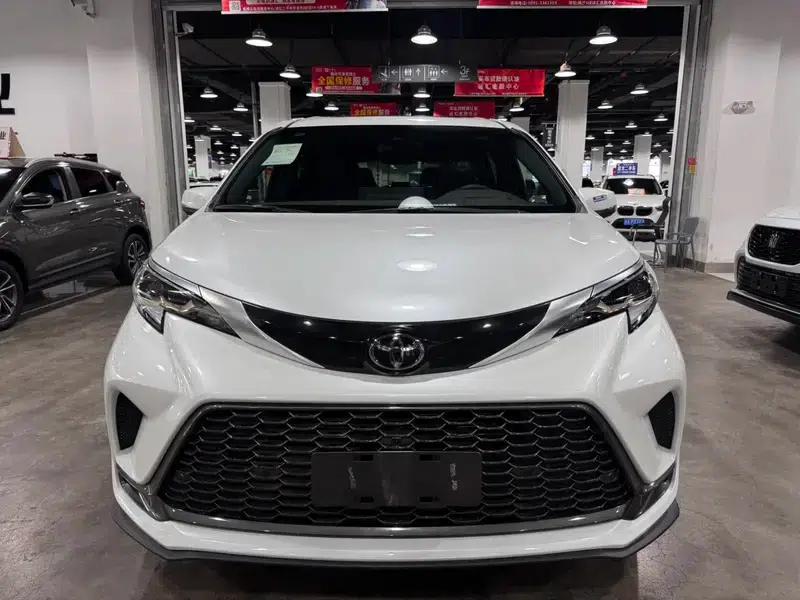 2024 Grevia Intelligent Hybrid Dual Engine 2.5L AWD Premium PLUS Edition — миниатюра 2