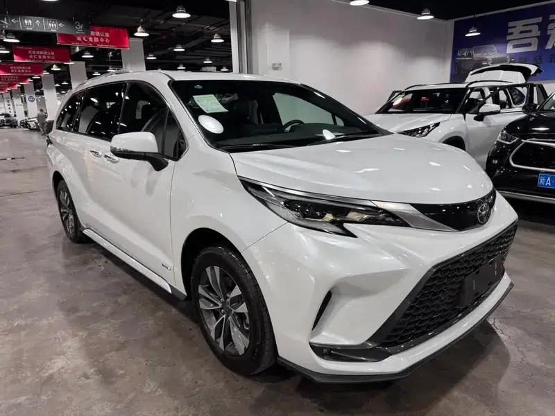 2024 Grevia Intelligent Hybrid Dual Engine 2.5L AWD Premium PLUS Edition — миниатюра 3