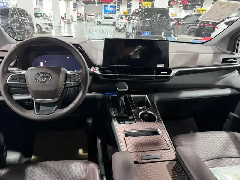 2024 Grevia Intelligent Hybrid Dual Engine 2.5L AWD Premium PLUS Edition — миниатюра 7