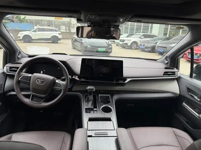 2023 Grevia Intelligent Hybrid Dual Engine 2.5L Flagship VIP — миниатюра 8