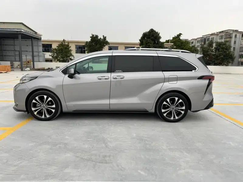 2023 Grevia Intelligent Hybrid Dual Engine 2.5L Premium PLUS — миниатюра 4