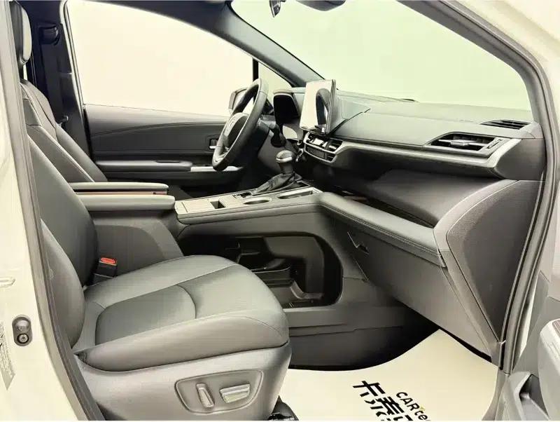 2024 Grevia Intelligent Hybrid Dual Engine 2.5L AWD Premium PLUS Edition — миниатюра 14