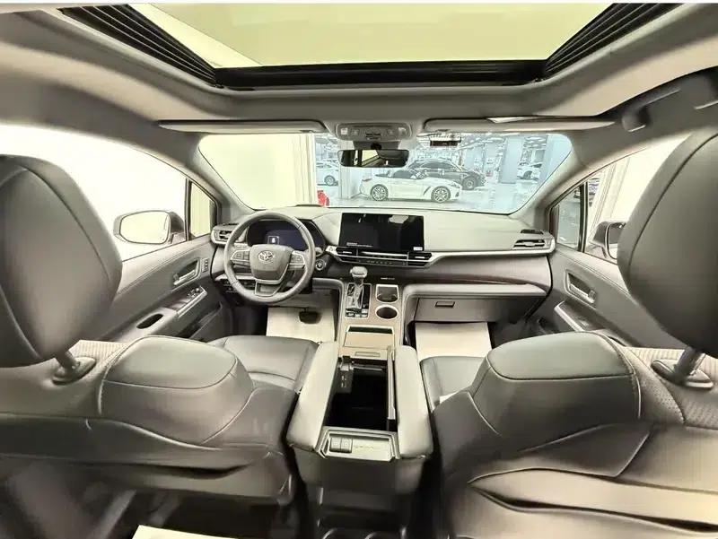 2024 Grevia Intelligent Hybrid Dual Engine 2.5L AWD Premium PLUS Edition — миниатюра 27