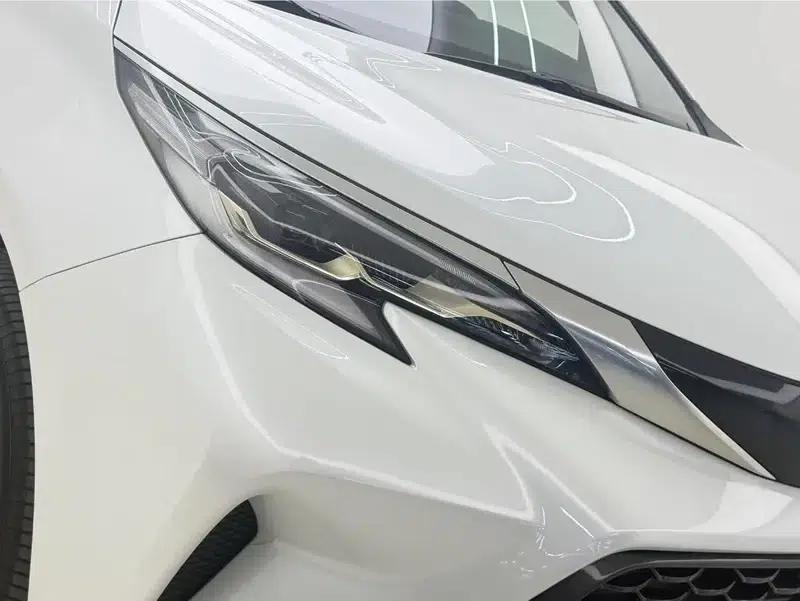 2024 Grevia Intelligent Hybrid Dual Engine 2.5L AWD Premium PLUS Edition — миниатюра 8