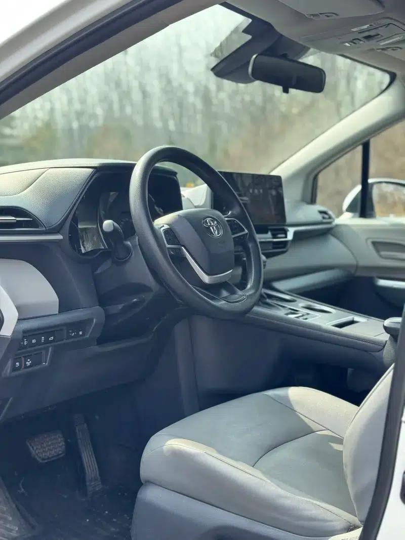 2024 Grevia Intelligent Hybrid Dual Engine 2.5L Two-Wheel Drive Comfort Edition — миниатюра 7