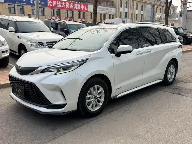 2023 Grevia Intelligent Hybrid Dual Engine 2.5L Comfort Edition — миниатюра 1