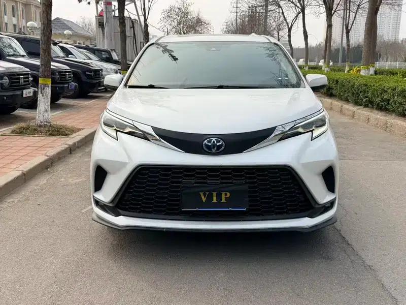 2023 Grevia Intelligent Hybrid Dual Engine 2.5L Comfort Edition — миниатюра 2