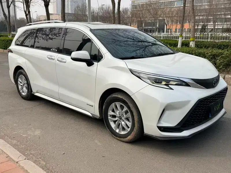 2023 Grevia Intelligent Hybrid Dual Engine 2.5L Comfort Edition — миниатюра 3