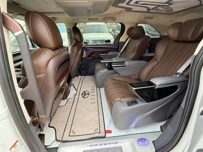 2023 Grevia Intelligent Hybrid Dual Engine 2.5L Comfort Edition — миниатюра 7