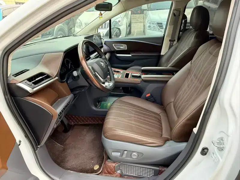 2023 Grevia Intelligent Hybrid Dual Engine 2.5L Comfort Edition — миниатюра 10