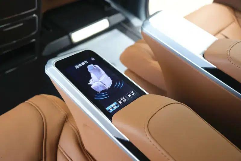 2024 Grevia Intelligent Hybrid Dual Engine 2.5L Two-Wheel Drive Comfort Edition — миниатюра 34