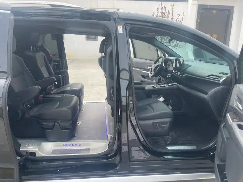 2024 Grevia Intelligent Hybrid Dual Engine 2.5L Two-Wheel Drive Premium PLUS Edition — миниатюра 10