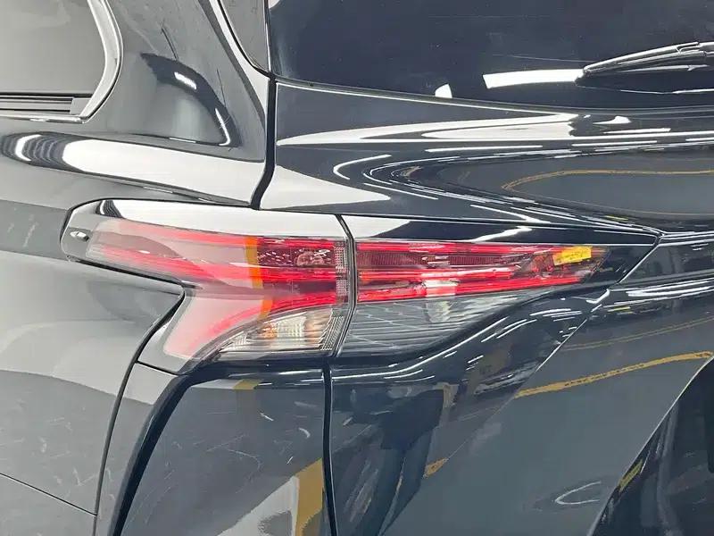 2023 Grevia Intelligent Hybrid Dual Engine 2.5L Premium PLUS — миниатюра 13