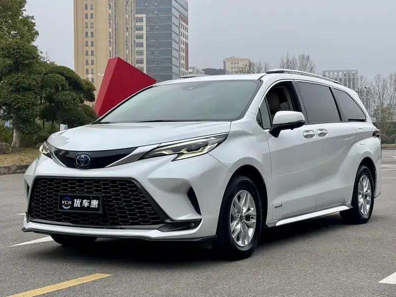 2023 Grevia Intelligent Hybrid Dual Engine 2.5L Comfort Edition — миниатюра 1