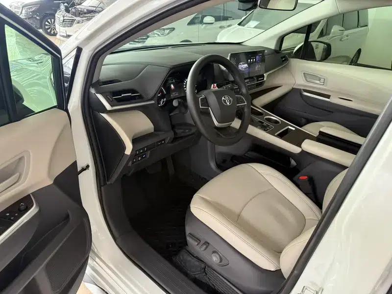 2024 Grevia Intelligent Hybrid Dual Engine 2.5L Two-Wheel Drive Comfort Edition — миниатюра 7