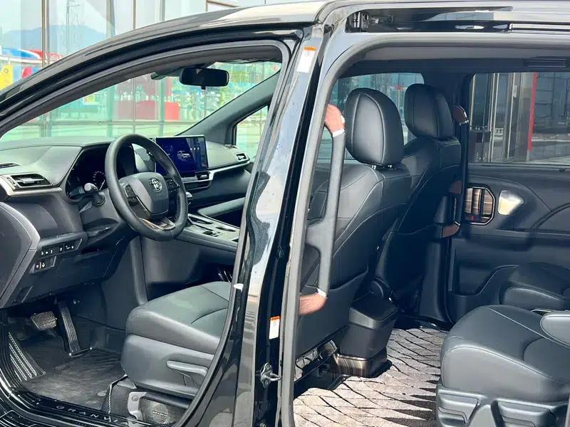 2024 Grevia Intelligent Hybrid Dual Engine 2.5L Two-Wheel Drive Luxury Edition — миниатюра 14
