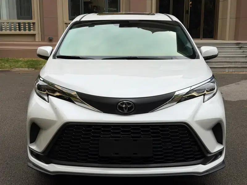 2024 Grevia Intelligent Hybrid Dual Engine 2.5L Two-Wheel Drive Comfort Edition — миниатюра 2