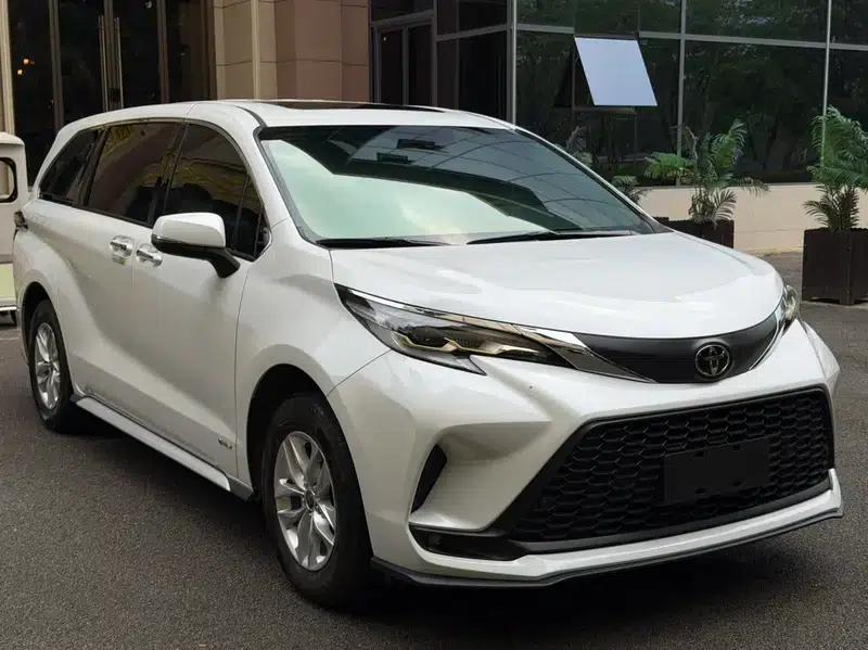 2024 Grevia Intelligent Hybrid Dual Engine 2.5L Two-Wheel Drive Comfort Edition — миниатюра 3