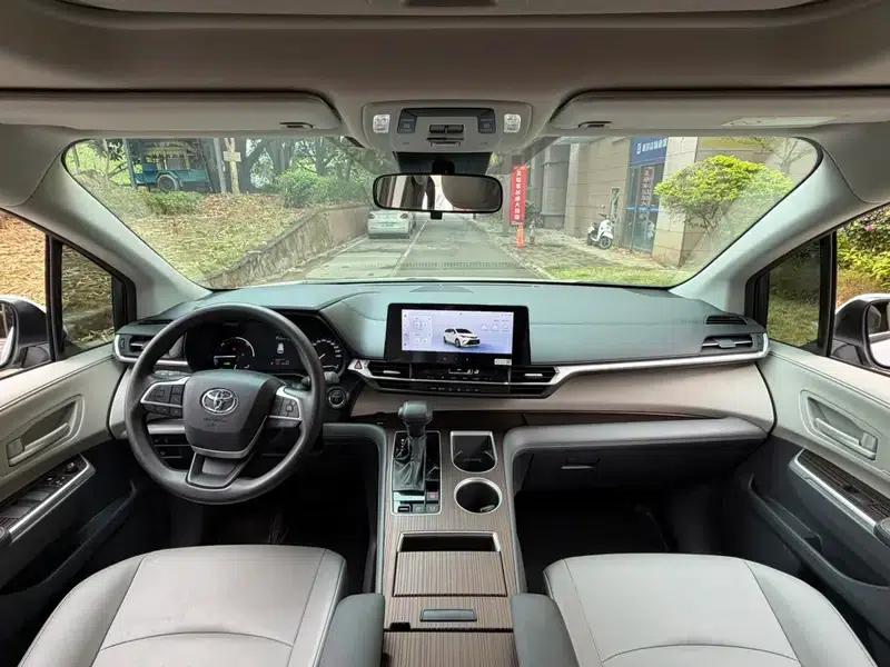 2024 Grevia Intelligent Hybrid Dual Engine 2.5L Two-Wheel Drive Comfort Edition — миниатюра 7