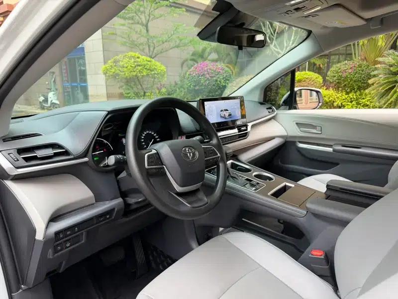 2024 Grevia Intelligent Hybrid Dual Engine 2.5L Two-Wheel Drive Comfort Edition — миниатюра 8