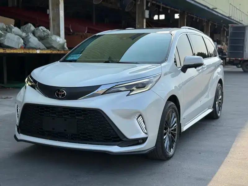 2024 Grevia Intelligent Hybrid Dual Engine 2.5L Two-Wheel Drive Comfort Edition — миниатюра 1