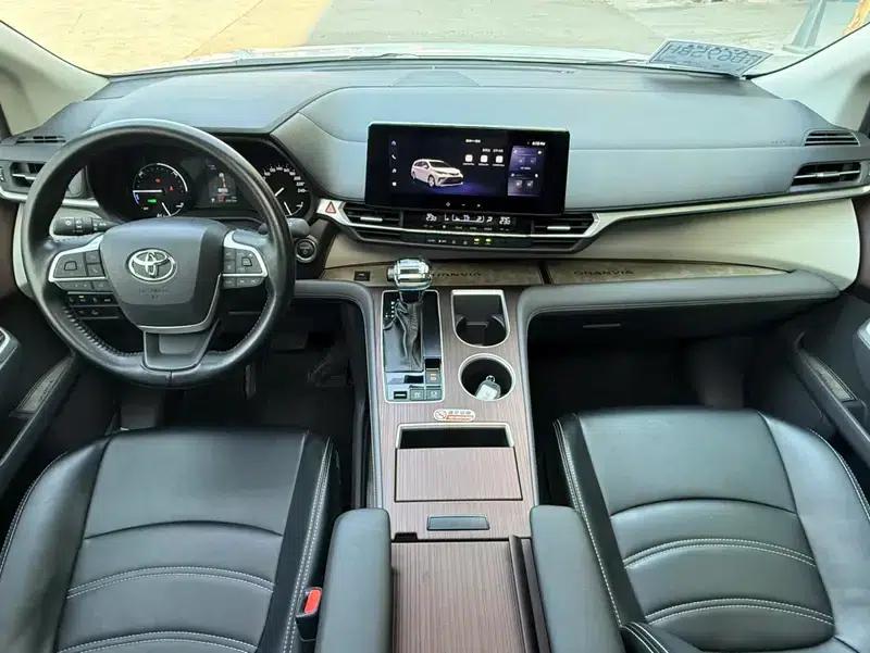 2024 Grevia Intelligent Hybrid Dual Engine 2.5L Two-Wheel Drive Comfort Edition — миниатюра 9