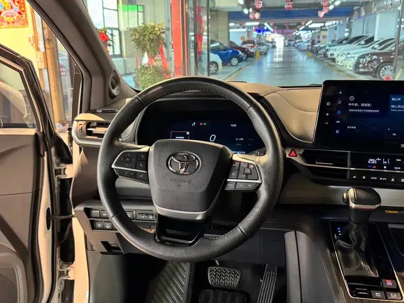 2023 Grevia Intelligent Hybrid Dual Engine 2.5L Flagship VIP — миниатюра 25