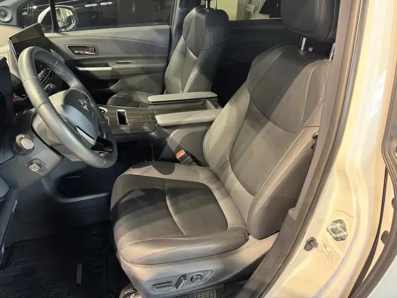 2023 Grevia Intelligent Hybrid Dual Engine 2.5L Flagship VIP — миниатюра 31