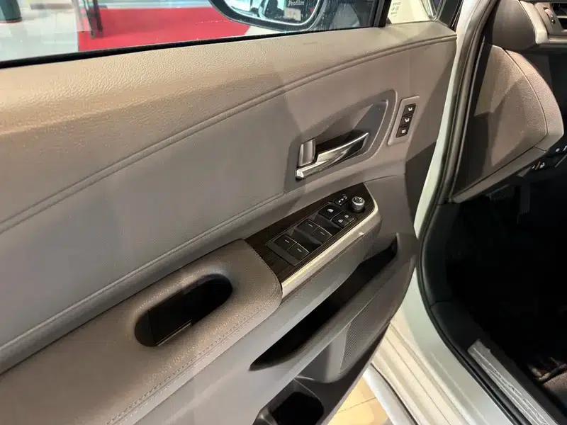 2023 Grevia Intelligent Hybrid Dual Engine 2.5L Flagship VIP — миниатюра 34