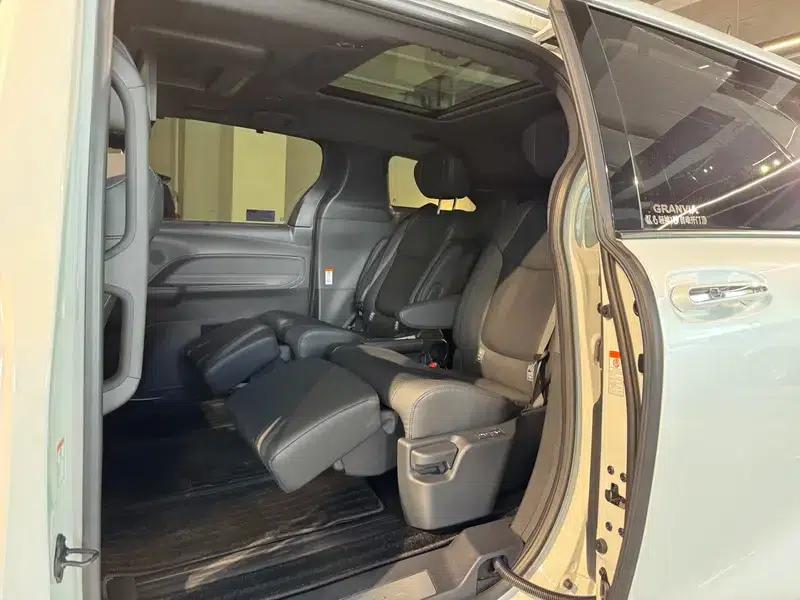 2023 Grevia Intelligent Hybrid Dual Engine 2.5L Flagship VIP — миниатюра 36