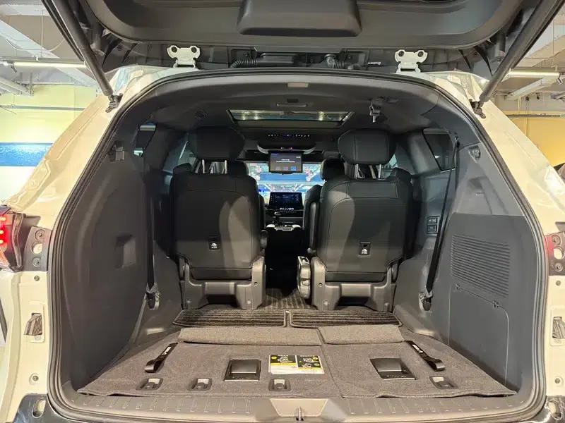 2023 Grevia Intelligent Hybrid Dual Engine 2.5L Flagship VIP — миниатюра 38