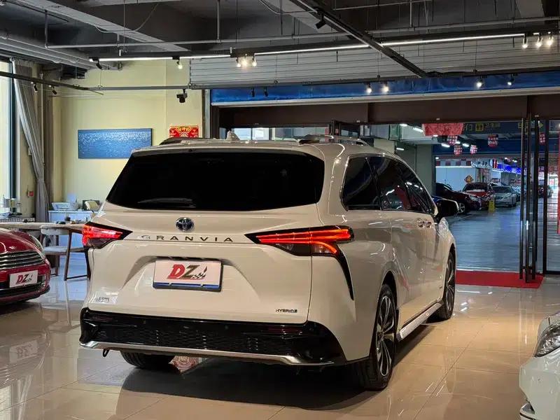 2023 Grevia Intelligent Hybrid Dual Engine 2.5L Flagship VIP — миниатюра 6