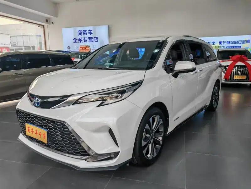 2022 Grevia 2.5L Hybrid Flagship Edition — миниатюра 1