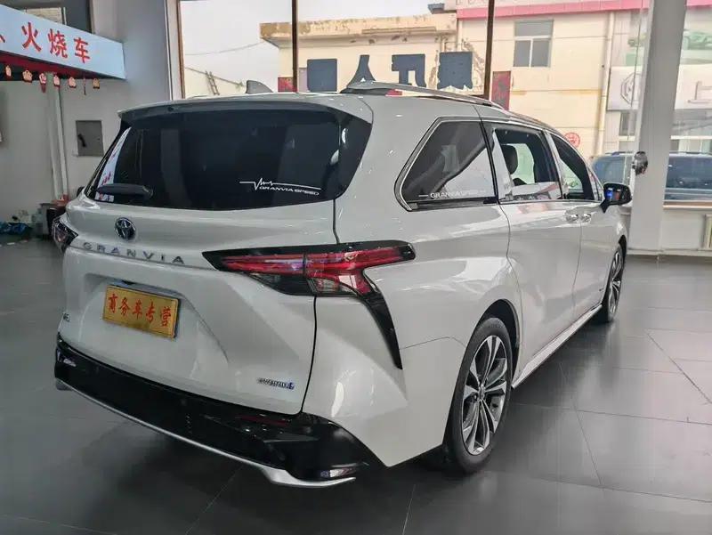 2022 Grevia 2.5L Hybrid Flagship Edition — миниатюра 6
