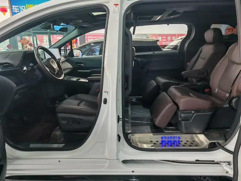 2022 Grevia 2.5L Hybrid Flagship Edition — миниатюра 8