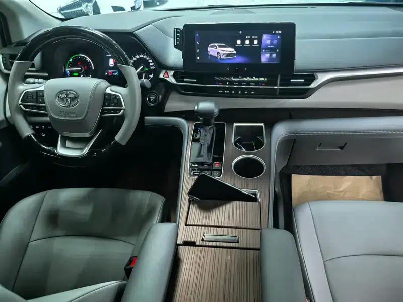 2024 Grevia Intelligent Hybrid Dual Engine 2.5L Two-Wheel Drive Comfort Edition — миниатюра 7
