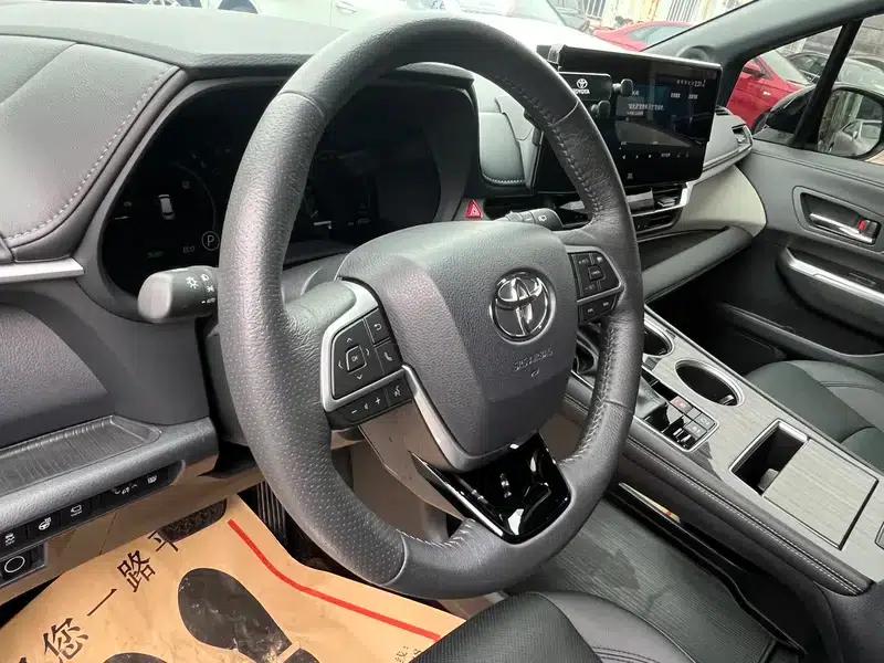 2022 Grevia 2.5L Hybrid Flagship Edition — миниатюра 20