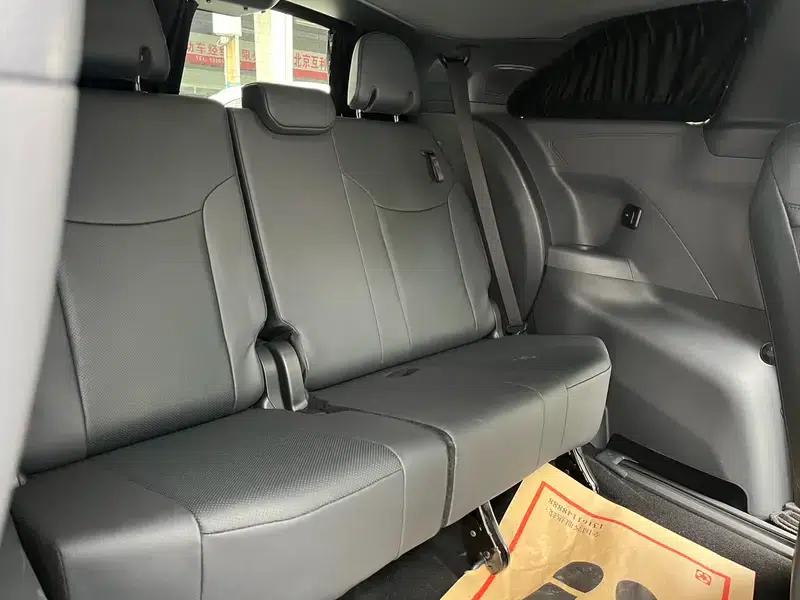 2022 Grevia 2.5L Hybrid Flagship Edition — миниатюра 25