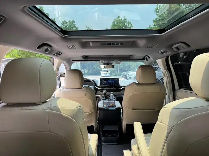 2023 Grevia Intelligent Hybrid Dual Engine 2.5L Premium PLUS — миниатюра 14