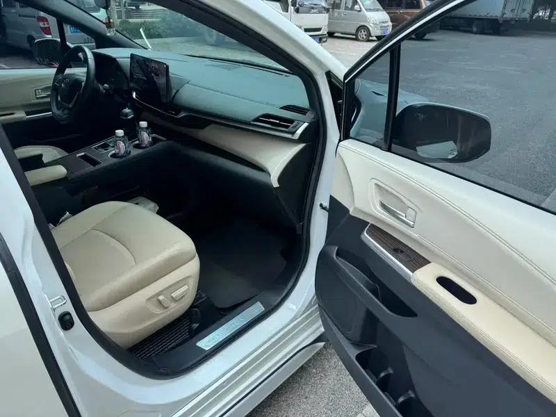 2023 Grevia Intelligent Hybrid Dual Engine 2.5L Premium PLUS — миниатюра 7