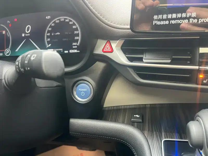 2022 Grevia 2.5L Hybrid Flagship Edition — миниатюра 14